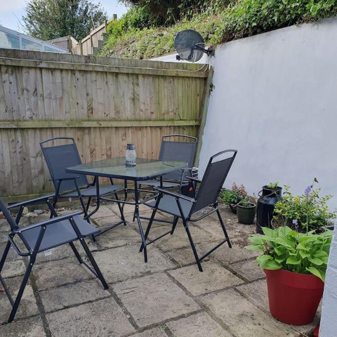 Priory Cottage Westbury  Exterior photo